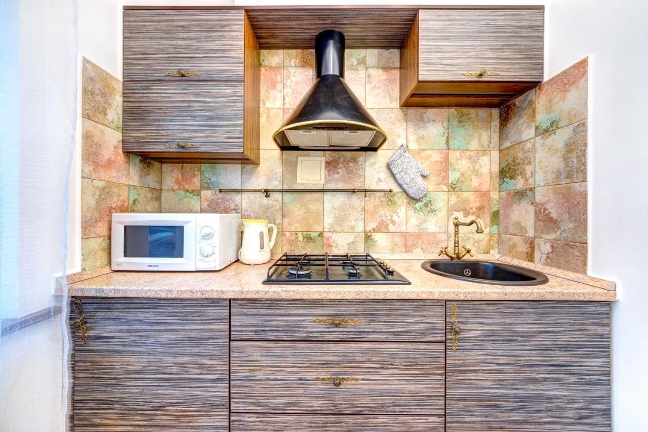 קייב Світло! Vip Apartment In The Druzhby Narodiv Metro Station מראה חיצוני תמונה